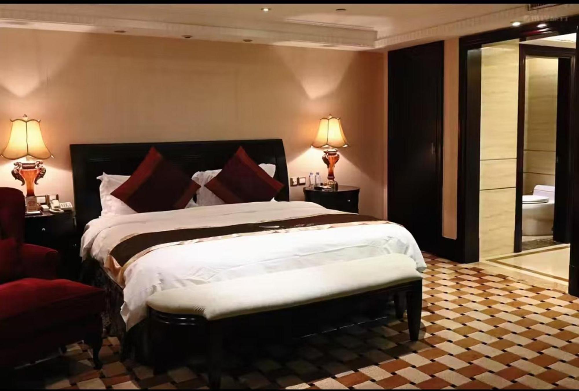 Royal Mediterranean Hotel Kanton Exteriér fotografie